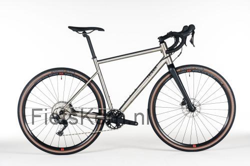 Triban Titanium specificaties 